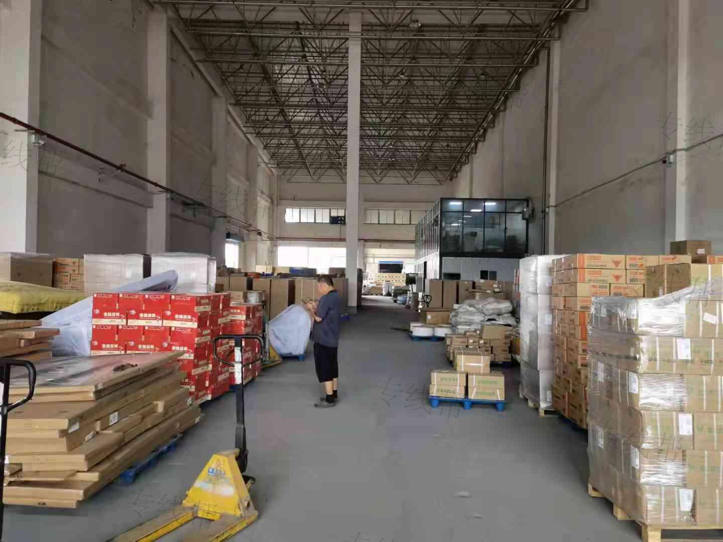 武汉江华物流有限公司 武汉江华物流有限公司