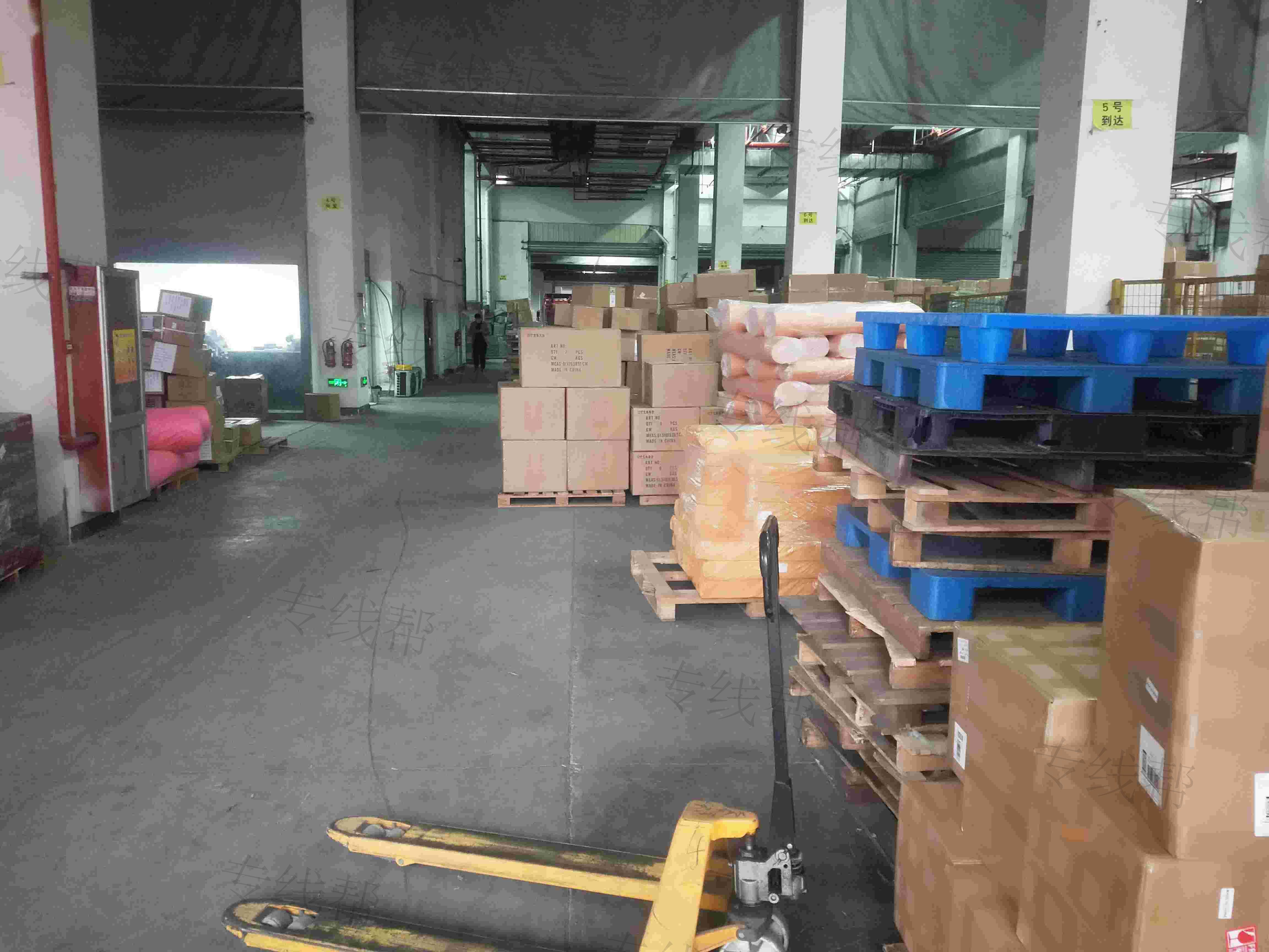 义乌蜜风供应链管理有限公司 义乌蜜风供应链管理有限公司